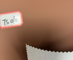 Искусственная кожа пвх TS 010 толщина 0,9±0.05мм, вес 485+/-80гр, шир 160см,100%п/э, рулон 30м